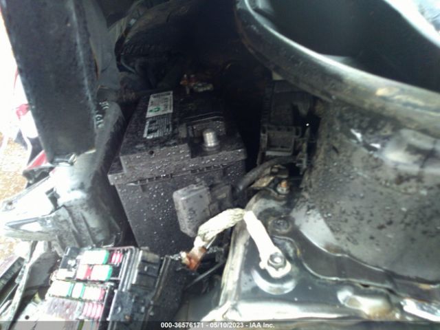 KNADM4A3XE6323236 KIA RIO LX
