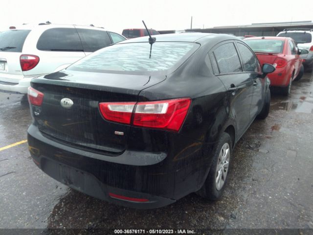 KNADM4A3XE6323236 KIA RIO LX