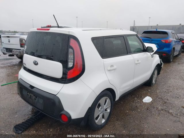 KNDJN2A21F7133853 KIA Soul Base