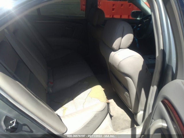 2008 ACURA RL VIN: JH4KB16568C003957