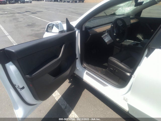 7SAYGDEE9NF346778 Tesla Model Y Long Range