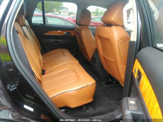 2LMDJ8JK3EBL05589 Lincoln MKX