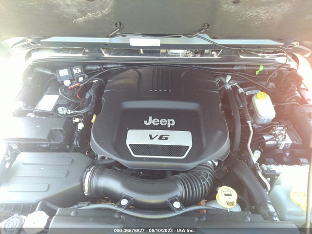 1C4HJWFGXHL735828 Jeep Wrangler Unlimited Rubicon Recon