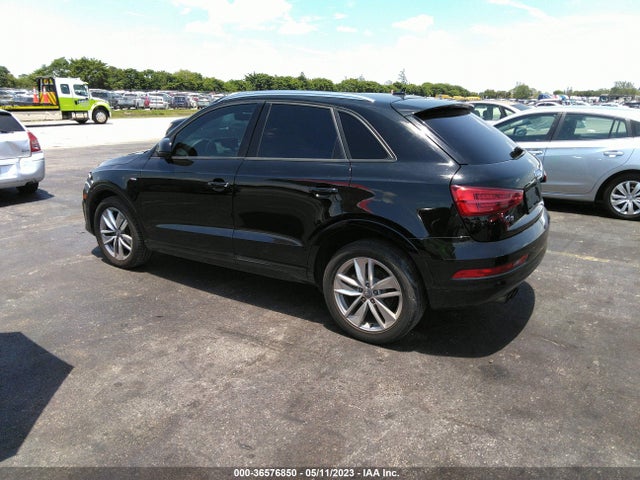 WA1BCCFS2JR026827 Audi Q3 PREMIUM