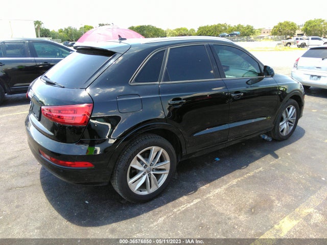 WA1BCCFS2JR026827 Audi Q3 PREMIUM