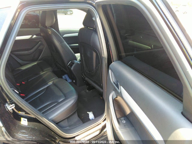 WA1BCCFS2JR026827 Audi Q3 PREMIUM