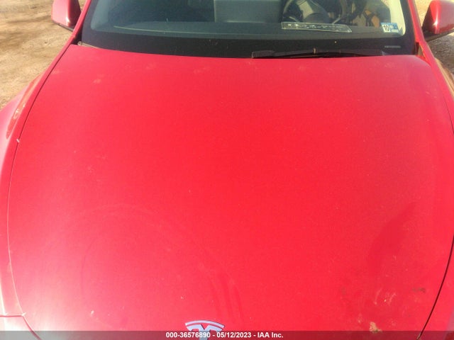7SAYGDEE6NA016450 Tesla Model Y Long Range