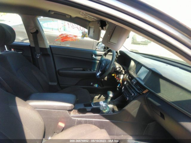KNAGT4L32J5235679 KIA Optima Lx