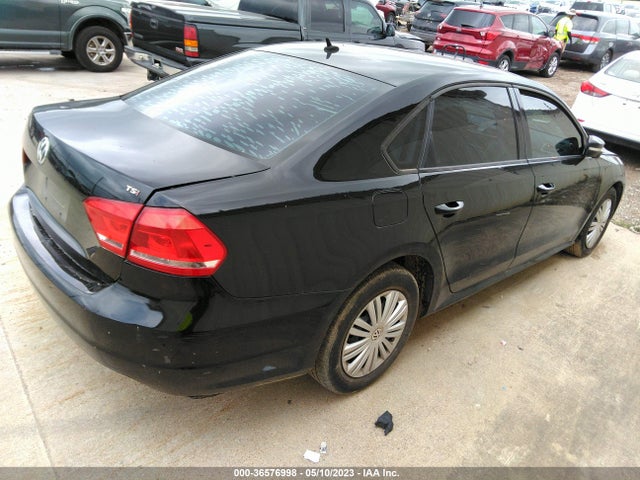 1VWAT7A35EC073428 Volkswagen PASSAT S