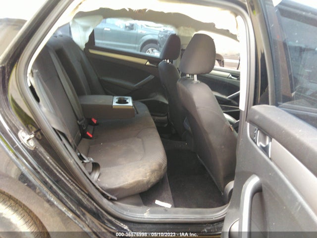 1VWAT7A35EC073428 Volkswagen PASSAT S