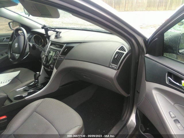 2011 HYUNDAI SONATA SE VIN: 5NPEC4AC9BH121032