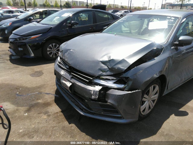 3VW2B7AJ2HM401638 Volkswagen Jetta 1.4t S