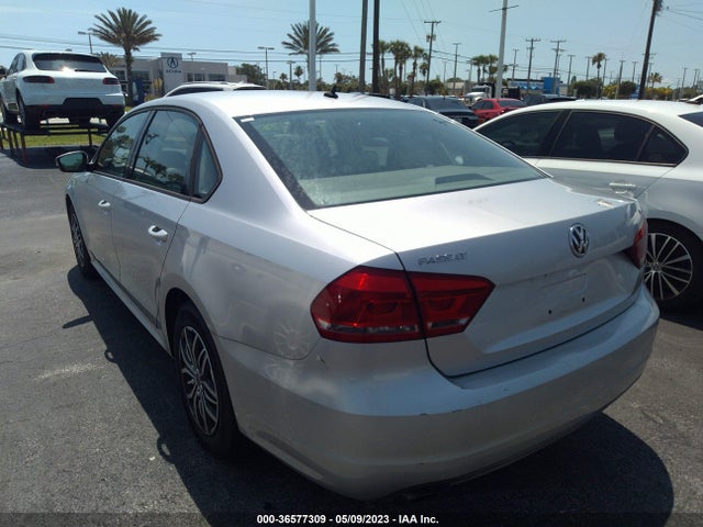 2015 VOLKSWAGEN PASSAT 1.8T S VIN: 1VWAS7A34FC012253