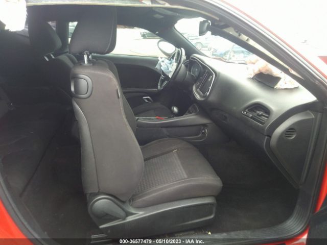 2C3CDZAG4FH764265 Dodge Challenger Sxt