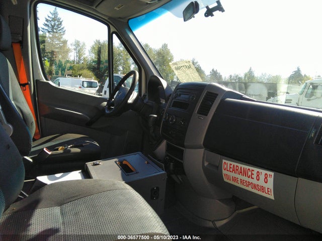 2012 MERCEDES-BENZ SPRINTER CARGO VANS VIN: WD3PE7CC1C5629055
