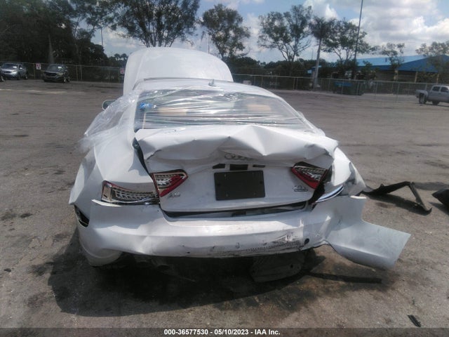 WAUCFAFR1FA061798 Audi A5 PREMIUM