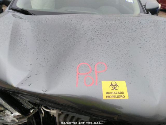 JN1BJ1CP1JW189439 Nissan Rogue Sport S