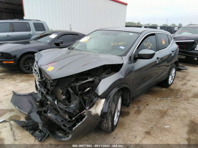 JN1BJ1CP1JW189439 Nissan Rogue Sport S