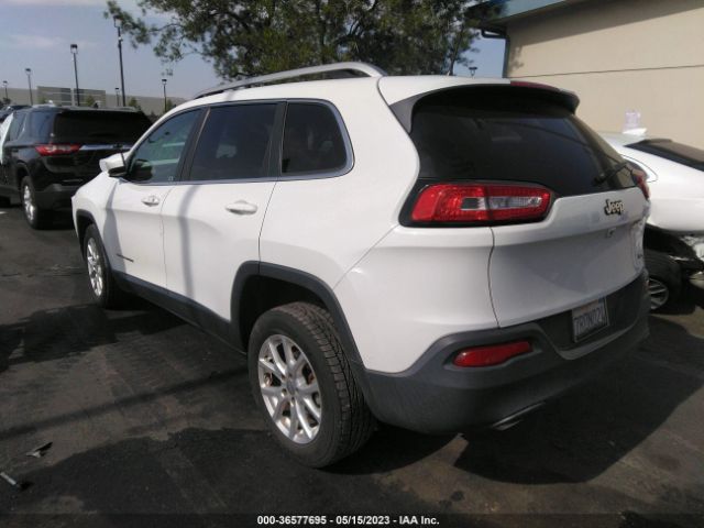 1C4PJLCB4GW230416 Jeep Cherokee Latitude