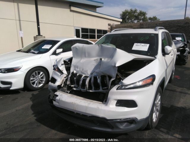 1C4PJLCB4GW230416 Jeep Cherokee Latitude