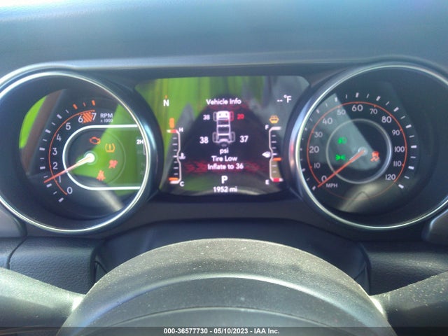 1C4GJXAN9PW642075 Jeep Wrangler Sport S