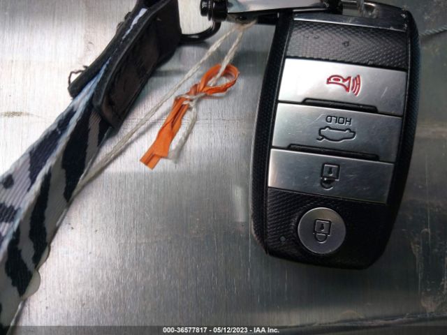 3KPFL4A81HE120034 KIA FORTE EX