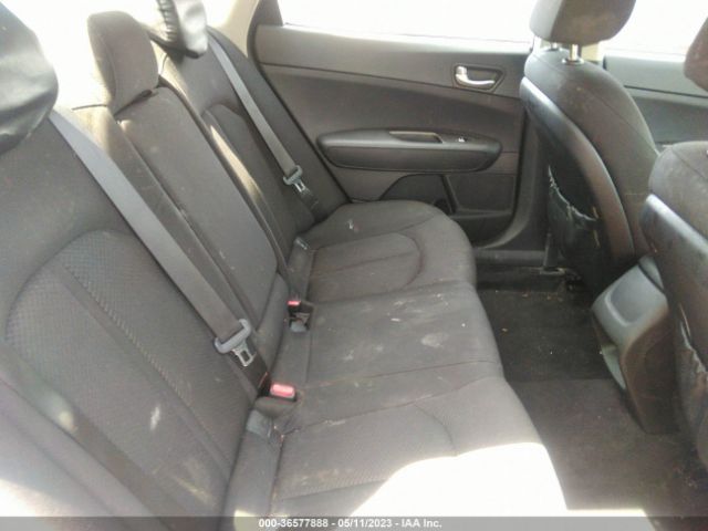 5XXGT4L30JG206079 KIA Optima Lx