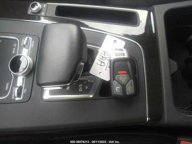 WA1BNAFY4K2077288 Audi Q5 Premium Plus
