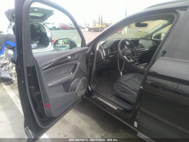 WA1BNAFY4K2077288 Audi Q5 Premium Plus