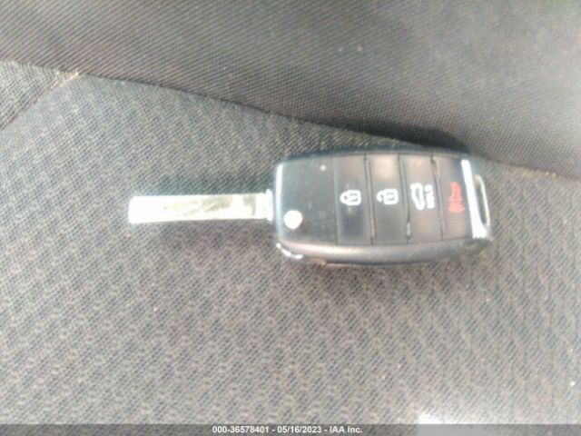 5XXGT4L34JG187469 KIA Optima Lx