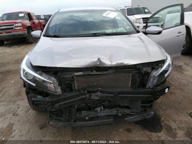 3KPFK4A71JE225768 KIA FORTE LX