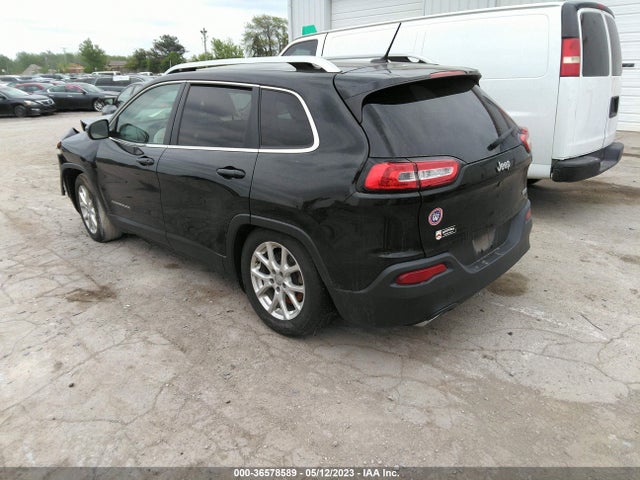1C4PJLCS7FW771264 Jeep Cherokee Latitude