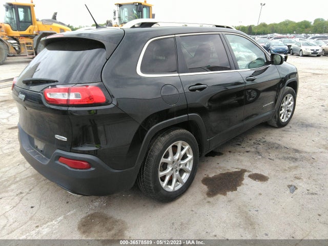 1C4PJLCS7FW771264 Jeep Cherokee Latitude