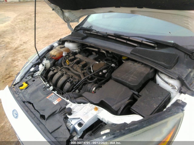 Ford FOCUS SE 2015 1FADP3K20FL330263 Image 11
