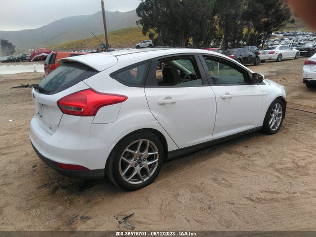 Ford FOCUS SE 2015 1FADP3K20FL330263 Image 5