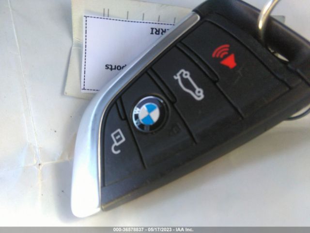 5UXTR7C54KLF25987 BMW X3 Sdrive30i