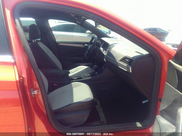 3VWC57BU9KM102126 Volkswagen Jetta S/se/r-line