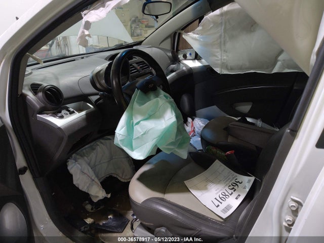 Chevrolet Spark Lt 2014 KL8CF6S94EC430994 Image 5