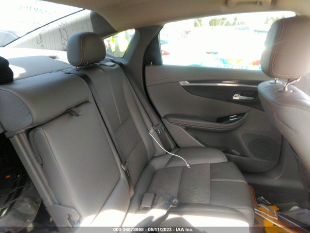 Chevrolet IMPALA LT 2018 2G1105S33J9112588 Image 8