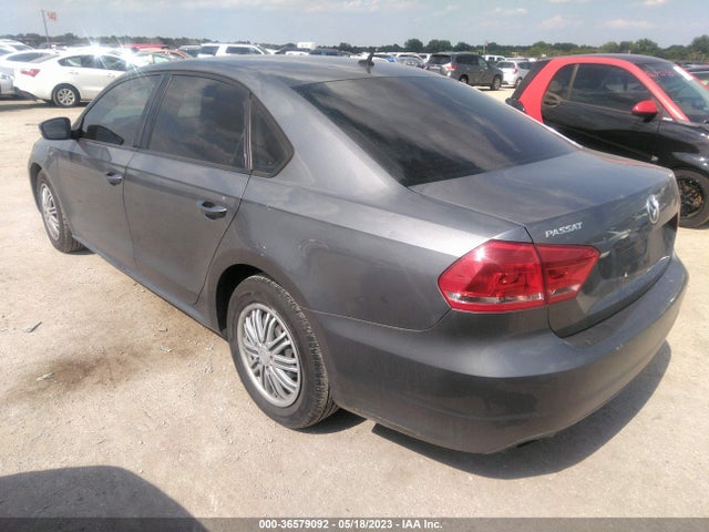 1VWAP7A3XEC009423 Volkswagen PASSAT S