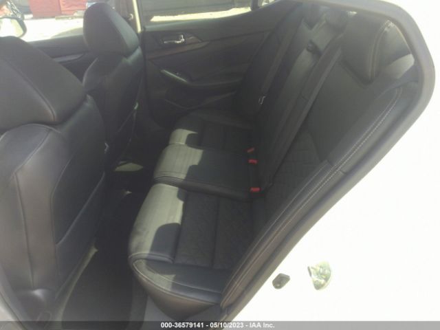 1N4AA6AP2HC407897 Nissan Maxima Platinum