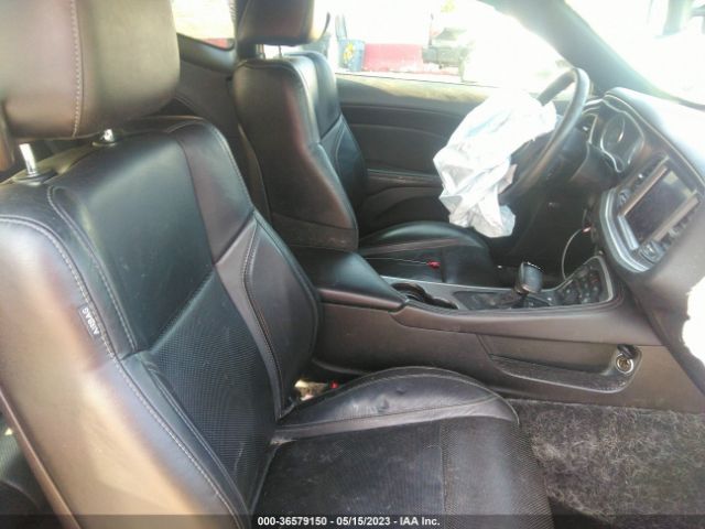 2C3CDZAG9KH587061 Dodge Challenger Sxt