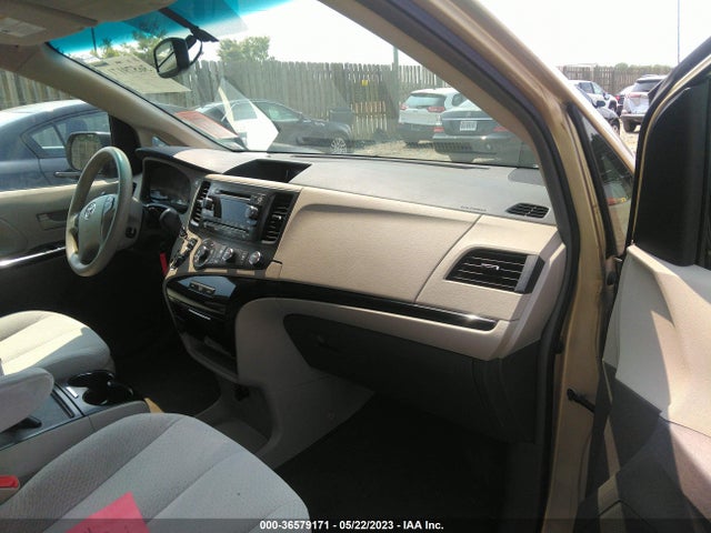 2012 TOYOTA SIENNA LE VIN: 5TDKK3DC9CS203169
