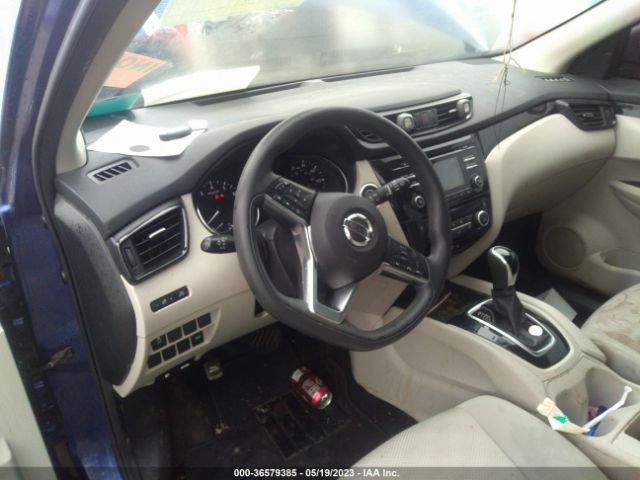 JN1BJ1CP8JW192838 Nissan Rogue Sport Sv