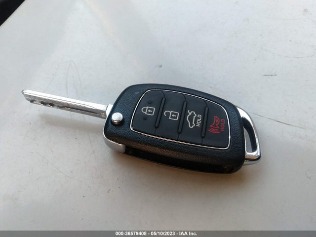 Hyundai SONATA SE 2017 5NPE24AF8HH587511 Image 3