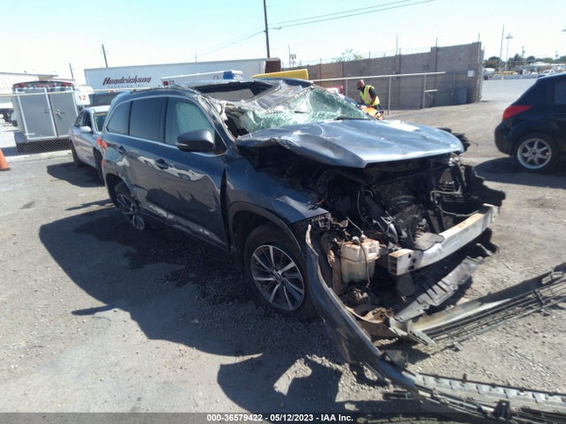 2017 5TDKZRFH5HS521451 main image