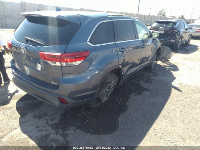 Toyota Highlander Xle/se 2017 5TDKZRFH5HS521451 Image 4