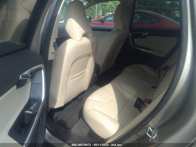 2016 VOLVO XC60 T6 DRIVE-E VIN: YV449MRK2G2926883