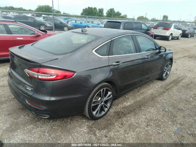 3FA6P0K94KR270214 Ford Fusion Titanium
