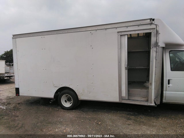 2022 Ford E-Series, VIN: 1FDWE3FN3NDC10135